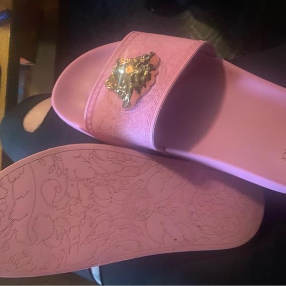 Slides - Picture 3 of 3